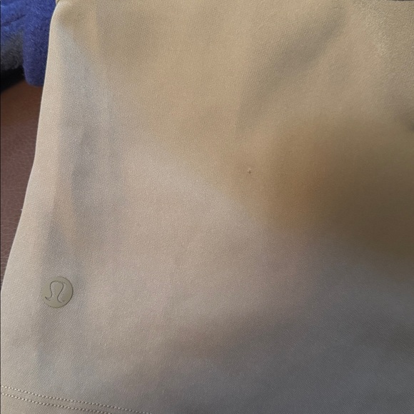 lululemon on the fly shorts - Picture 8 of 8